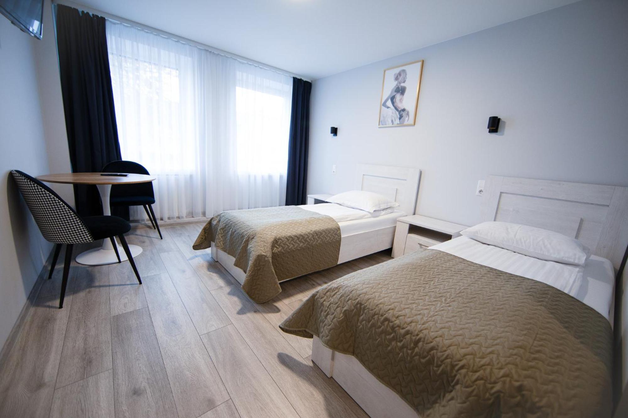 Dzukija Hotel Алитус Екстериор снимка